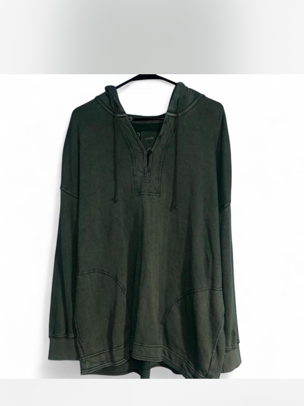 Aerie Hooded Sweater in Dark Green